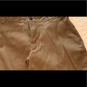 Men’s Columbia Omni-Shield Pants size 32x32 Sm Spot on Left knee